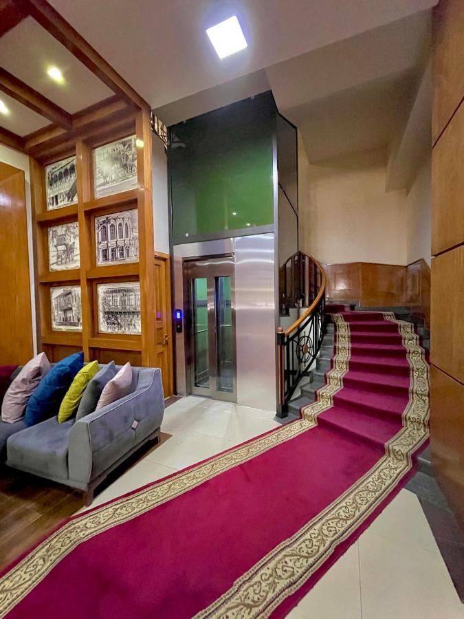 Hotel Plaza Viktoria Gyumri Esterno foto