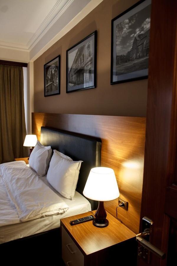Hotel Plaza Viktoria Gyumri Esterno foto