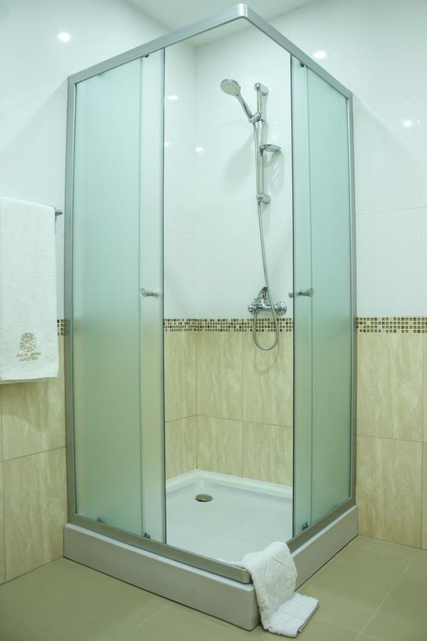 Hotel Plaza Viktoria Gyumri Esterno foto