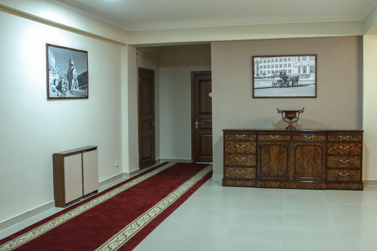 Hotel Plaza Viktoria Gyumri Esterno foto